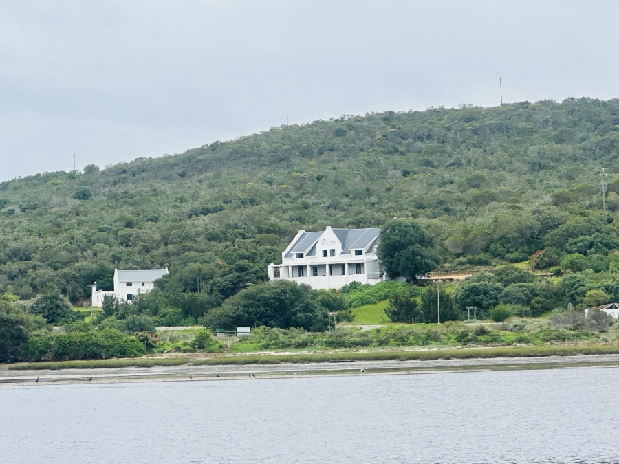 8 Bedroom Property for Sale in Stilbaai Oos Western Cape